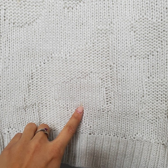 JOHN + JENN • White Petra Cable-Knit Fringe Sweater Sz Small - Picture 6 of 7